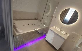 Apartamenty PRZY KATEDRZE GORZÓW - jacuzzi
